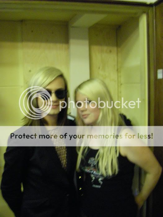 http://i370.photobucket.com/albums/oo148/cinemabizarreroxx/Utrecht/740030232_6_TGkJ.jpg